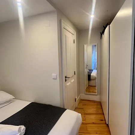 - Mouraria Sao Jorge Apartment *