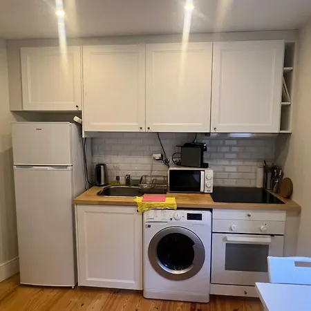 - Mouraria Sao Jorge リスボン